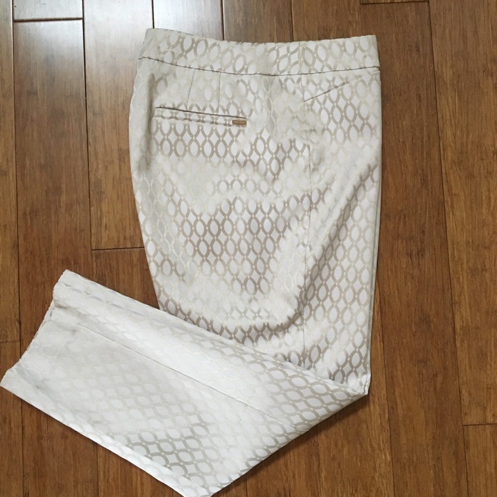 WHBM Cropped pant with geo design